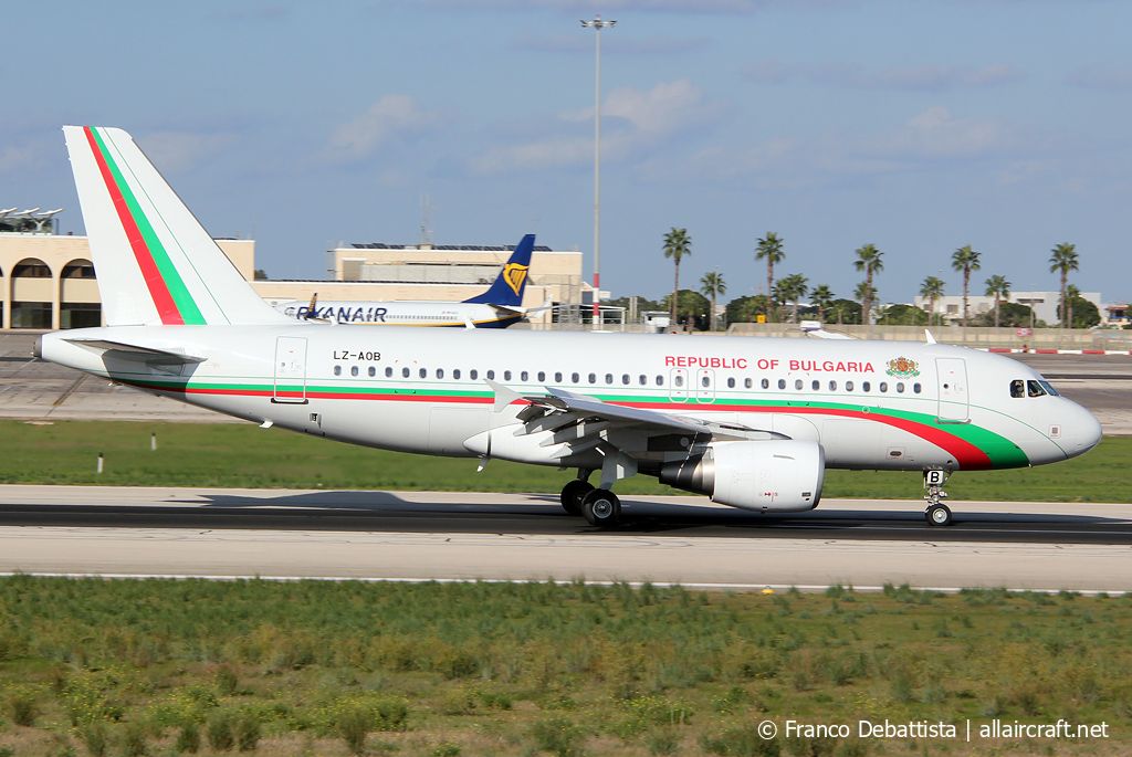 LZ-AOB · Airbus A319-112 · (MLA / LMML)