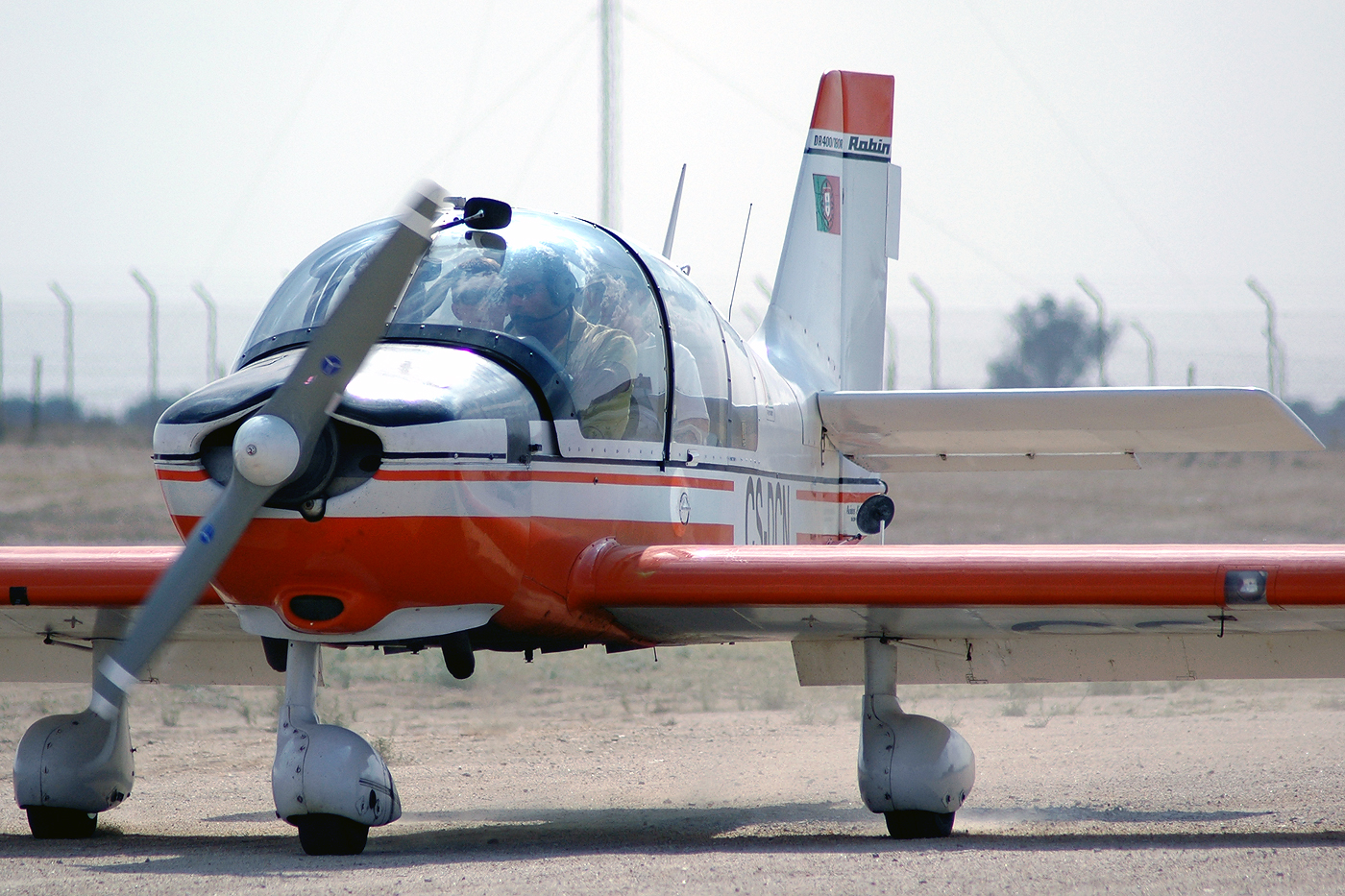 CS-DCN · Robin DR-400-180R Remorqueur · (LPEV)