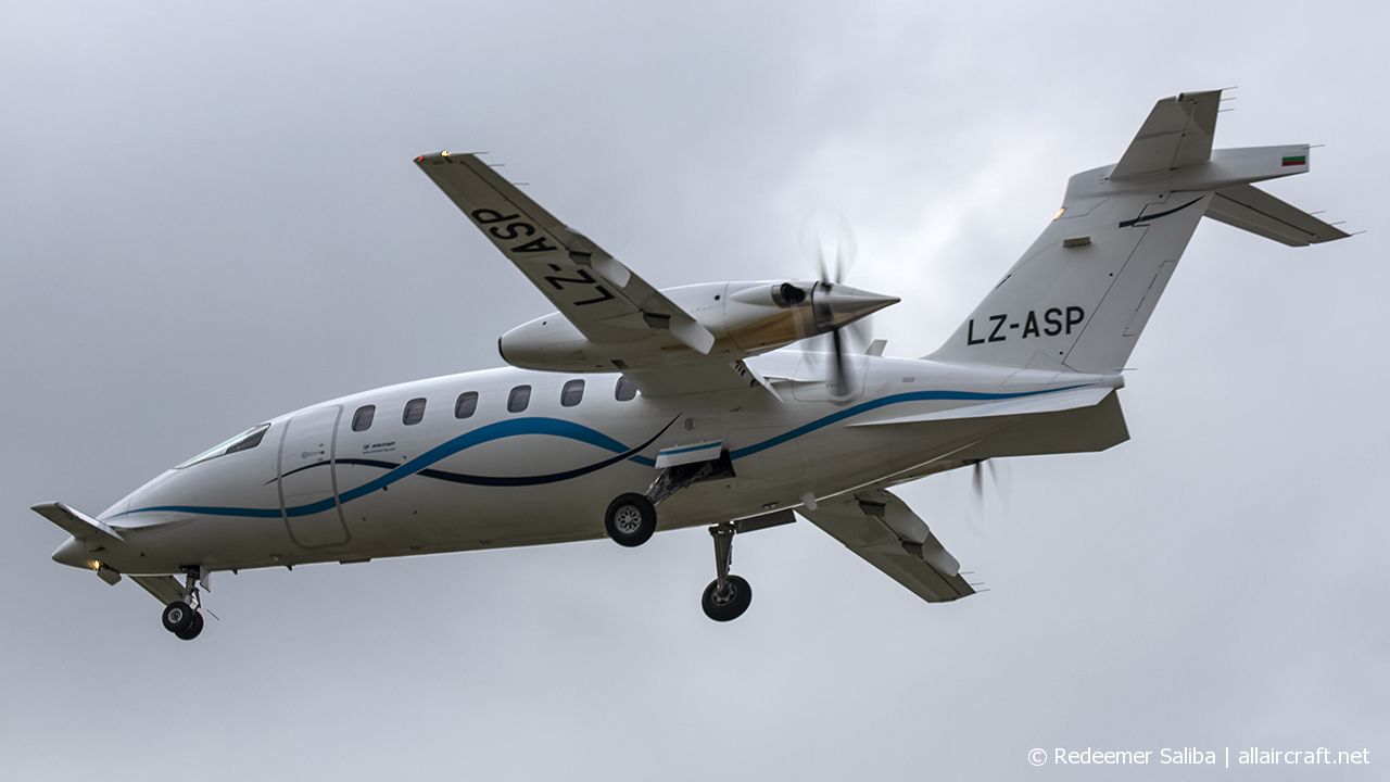 LZ-ASP · Piaggio P-180 Avanti · (MLA / LMML)