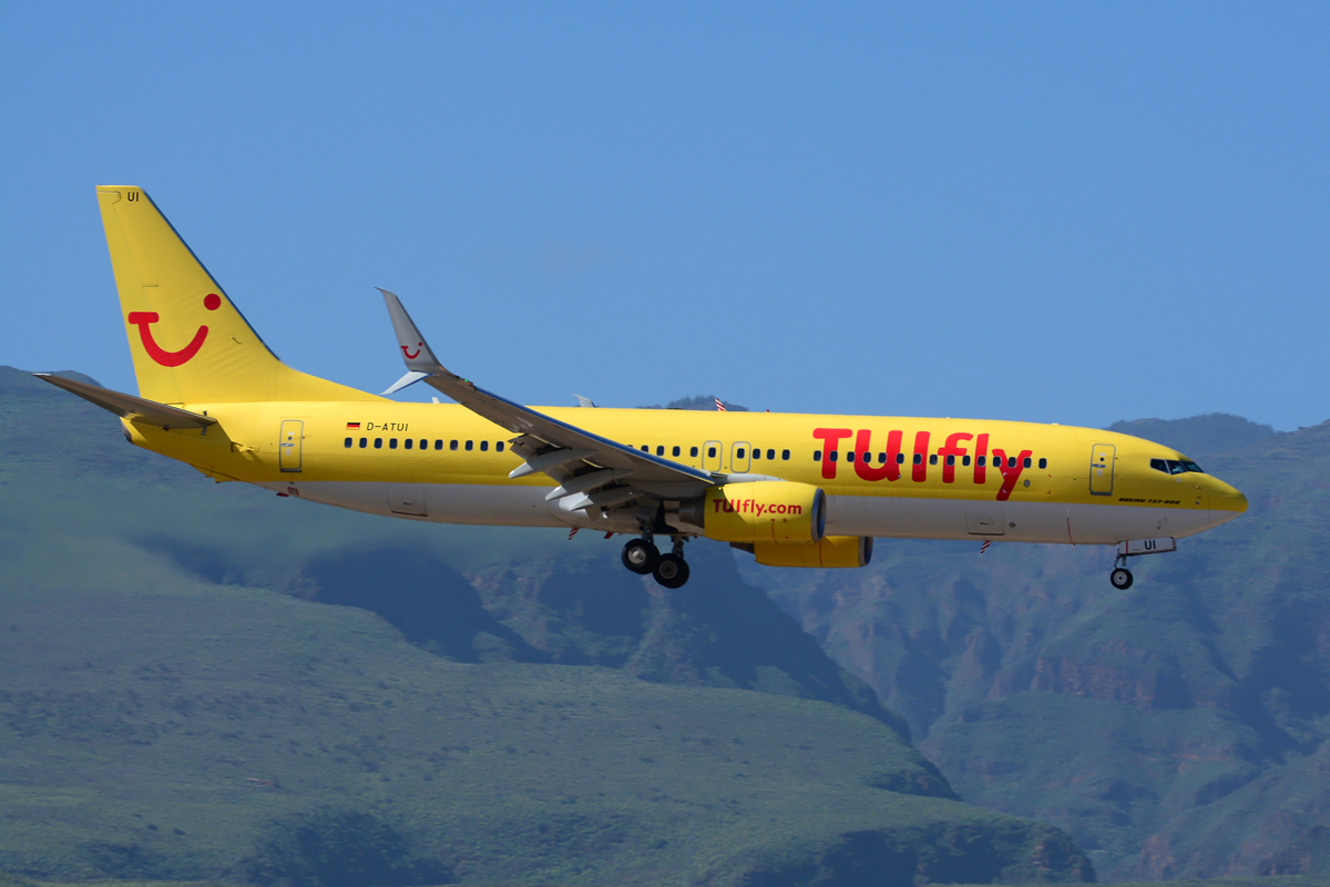 D-ATUI · Boeing 737-8K5(WL) · (LPA / GCLP)