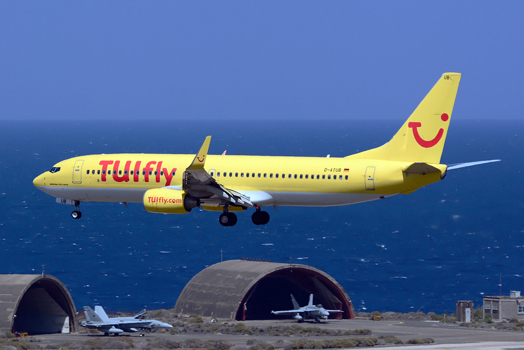 D-ATUB · Boeing 737-8K5(WL) · (LPA / GCLP)