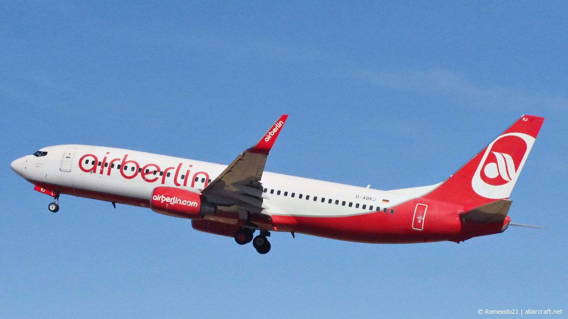 D-ABKJ · Boeing 737-86J(WL) · (FAO / LPFR)