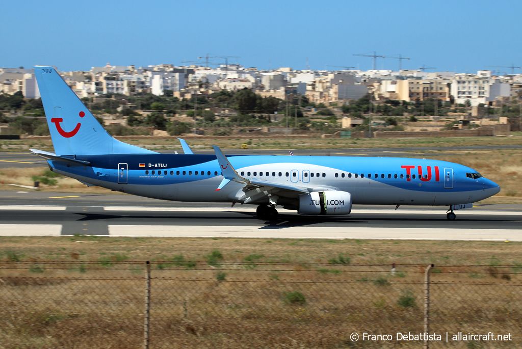 D-ATUJ · Boeing 737-8K5(WL) · (MLA / LMML)