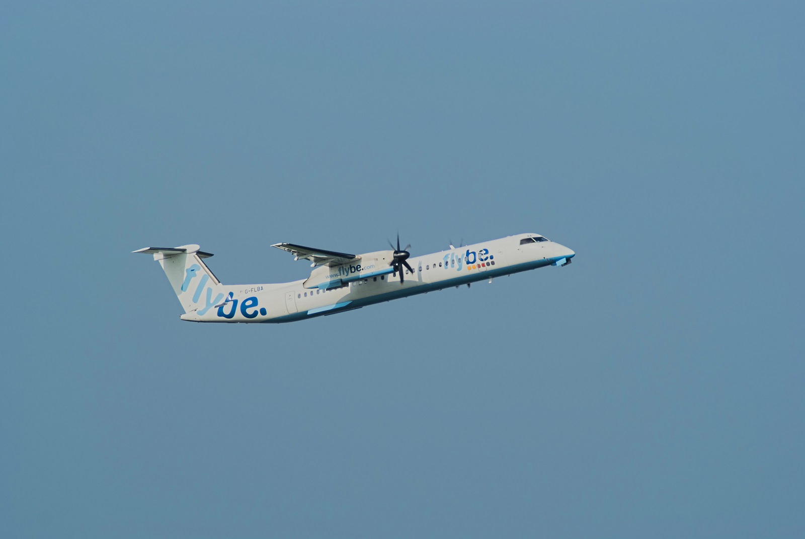 G-FLBA · Bombardier Dash 8-Q402 · (MAN / EGCC)