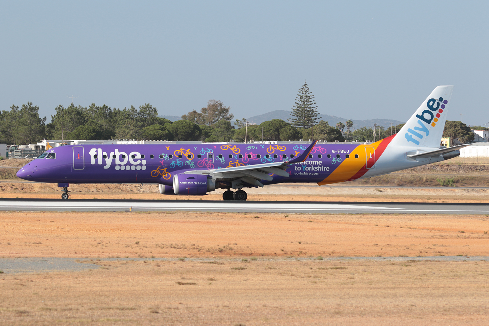 G-FBEJ · Embraer 190-200LR · (FAO / LPFR)