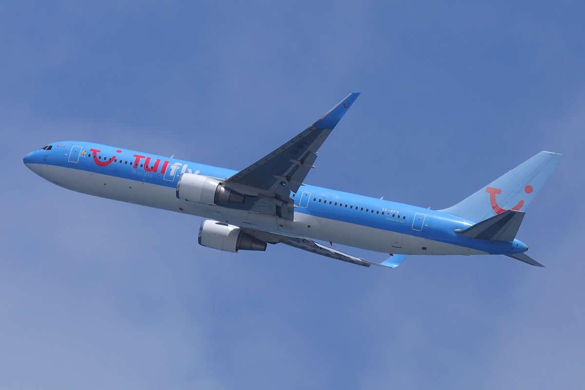 SE-RFS · Boeing 767-304/ER(WL) · (LPA / GCLP)