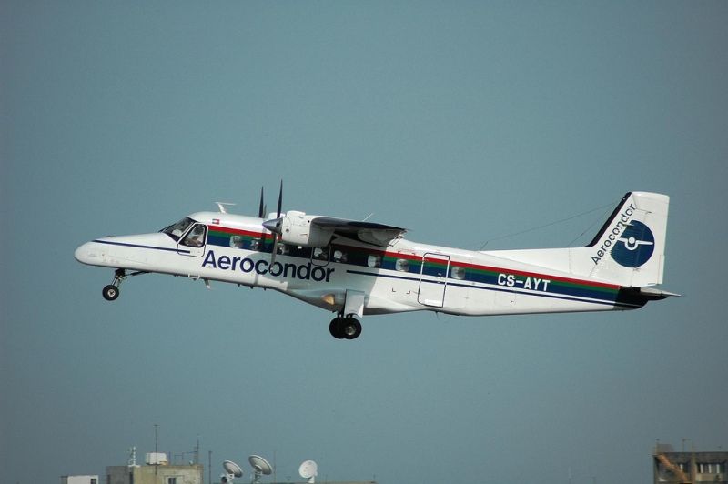 CS-AYT · Dornier Do-228-201 · (LIS / LPPT)