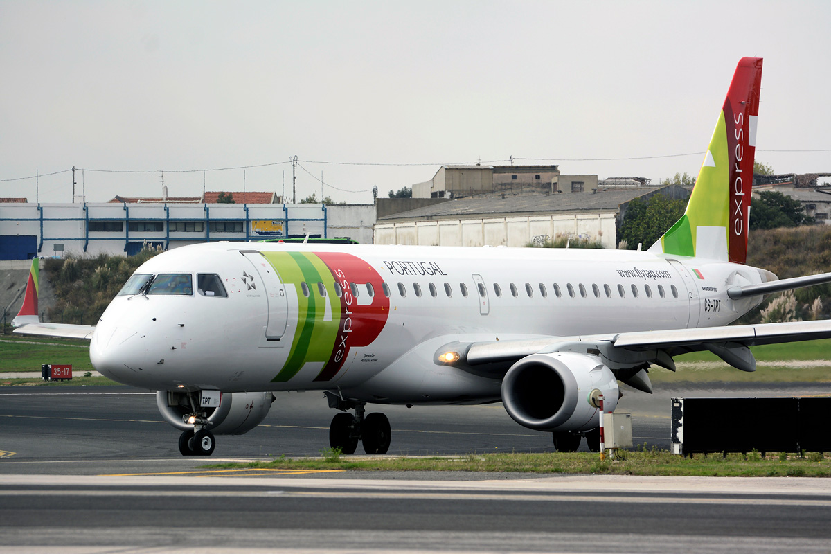 CS-TPT · Embraer 190-100LR · (LIS / LPPT)