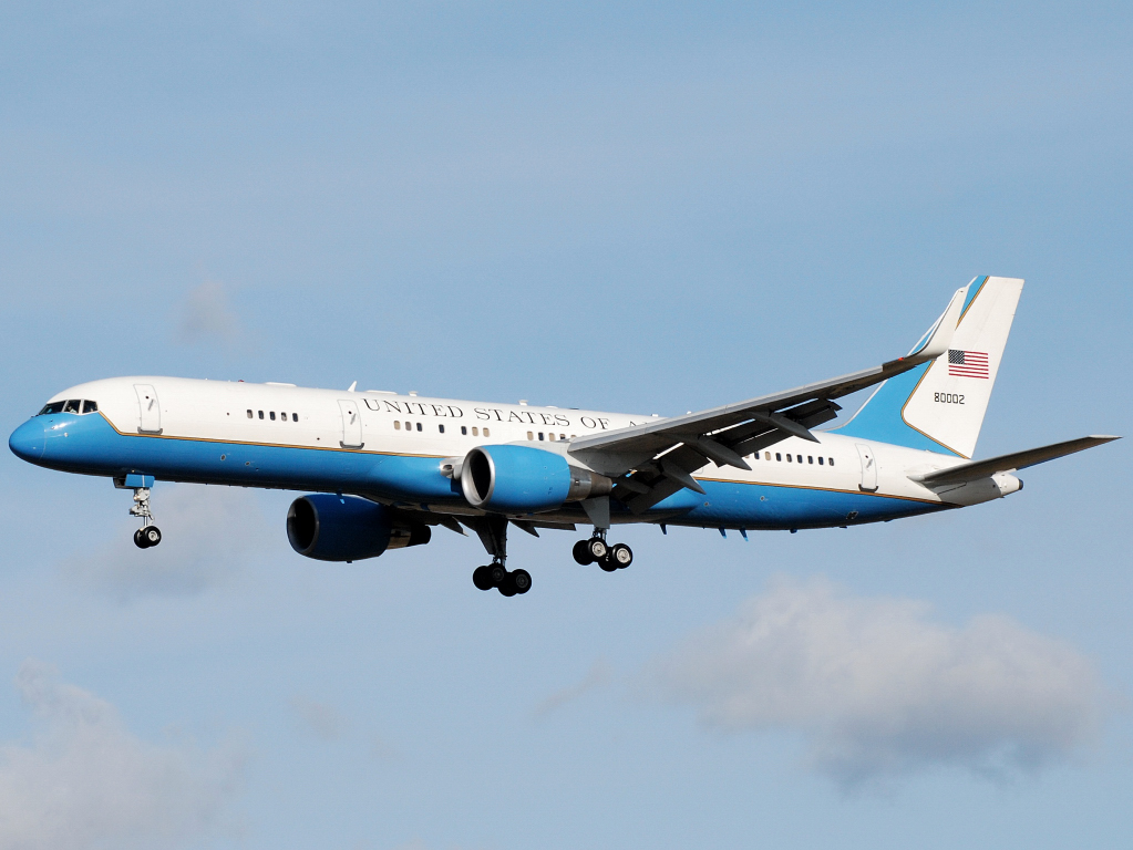 98-0002 · Boeing C-32A · (CPH / EKCH)