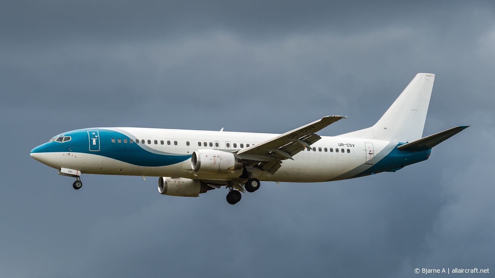 UR-CSV · Boeing 737-4K5 · (CPH / EKCH)