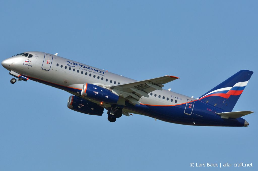 RA-89042 · Sukhoi Superjet 100-95B · (CPH / EKCH)