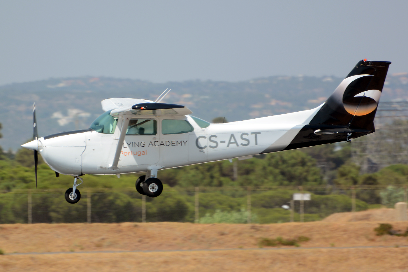 CS-AST · Cessna 172N · (FAO / LPFR)