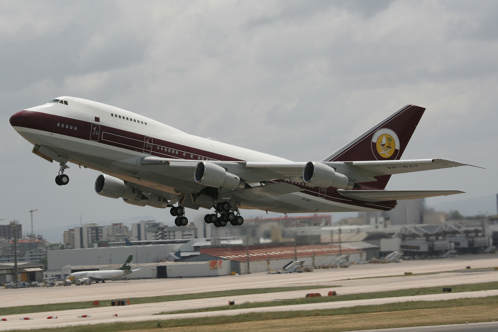 VP-BAT · Boeing 747SP-21 · (LIS / LPPT)