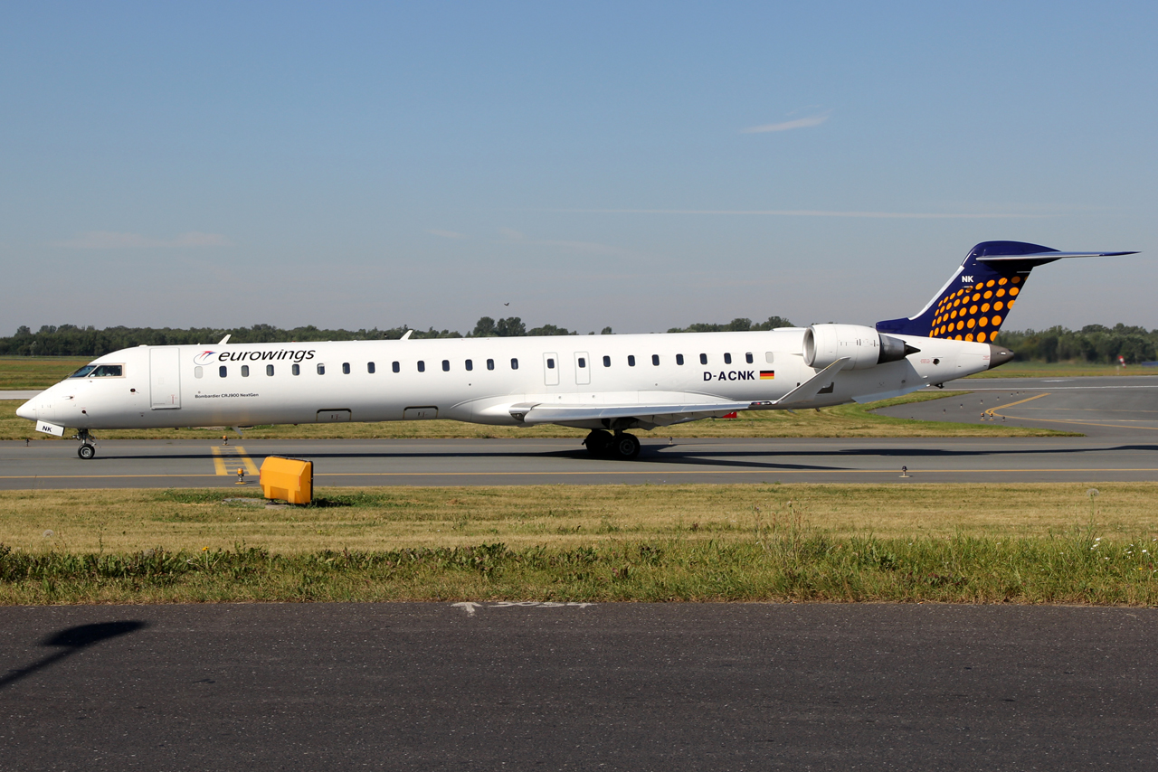 D-ACNK · Bombardier CRJ-900 · (WAW / EPWA)