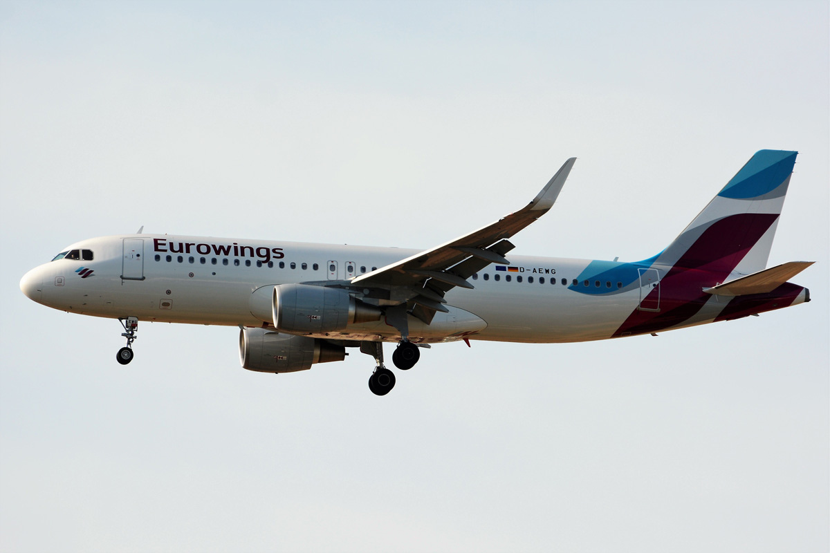 D-AEWG · Airbus A320-214(WL) · (IBZ / LEIB)