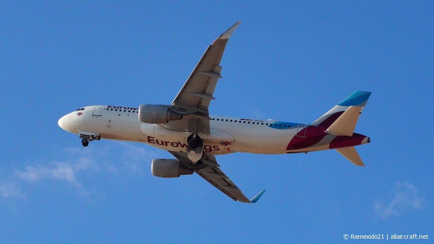 D-AEWL · Airbus A320-214 · (FAO / LPFR)