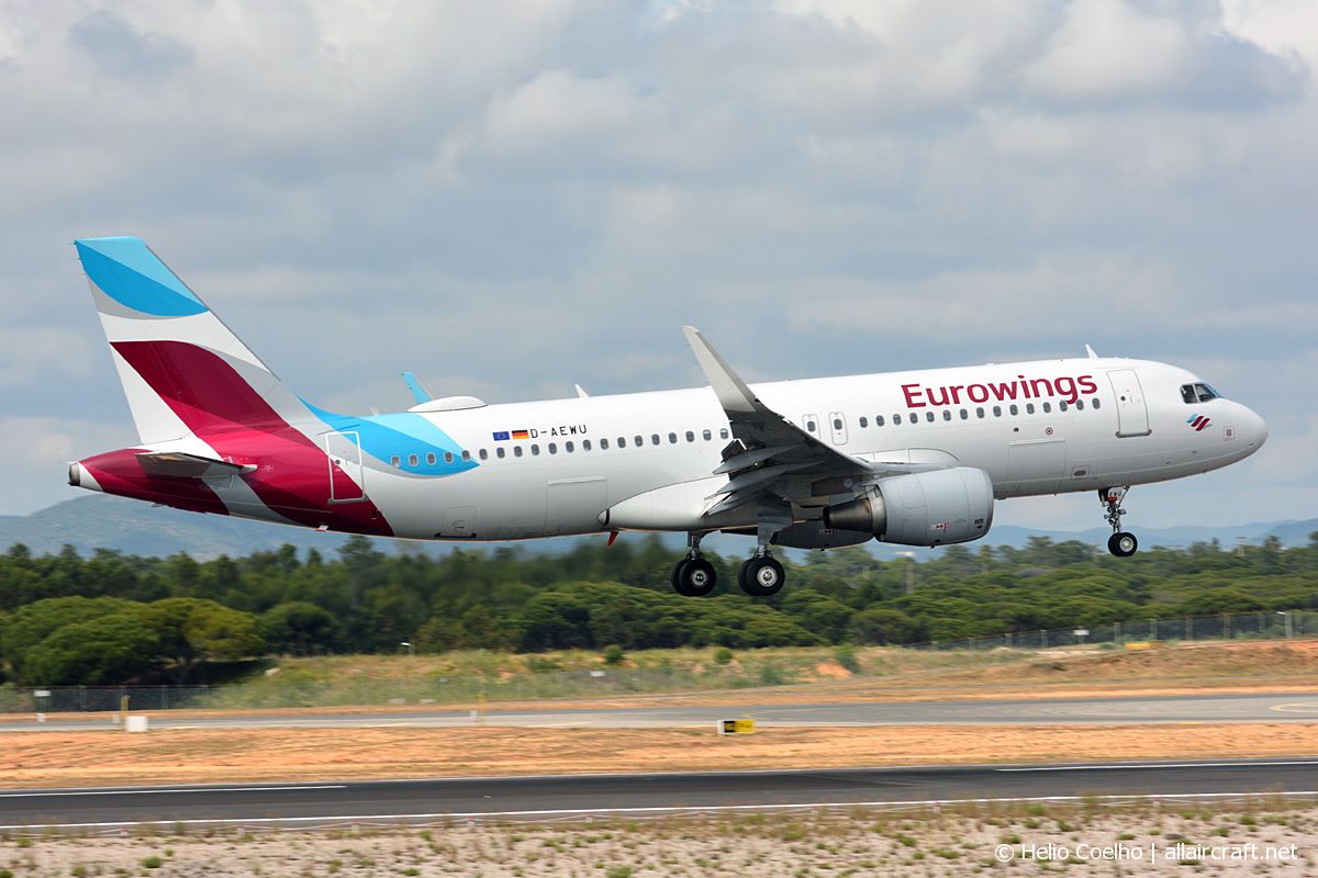 D-AEWU · Airbus A320-214 · (FAO / LPFR)