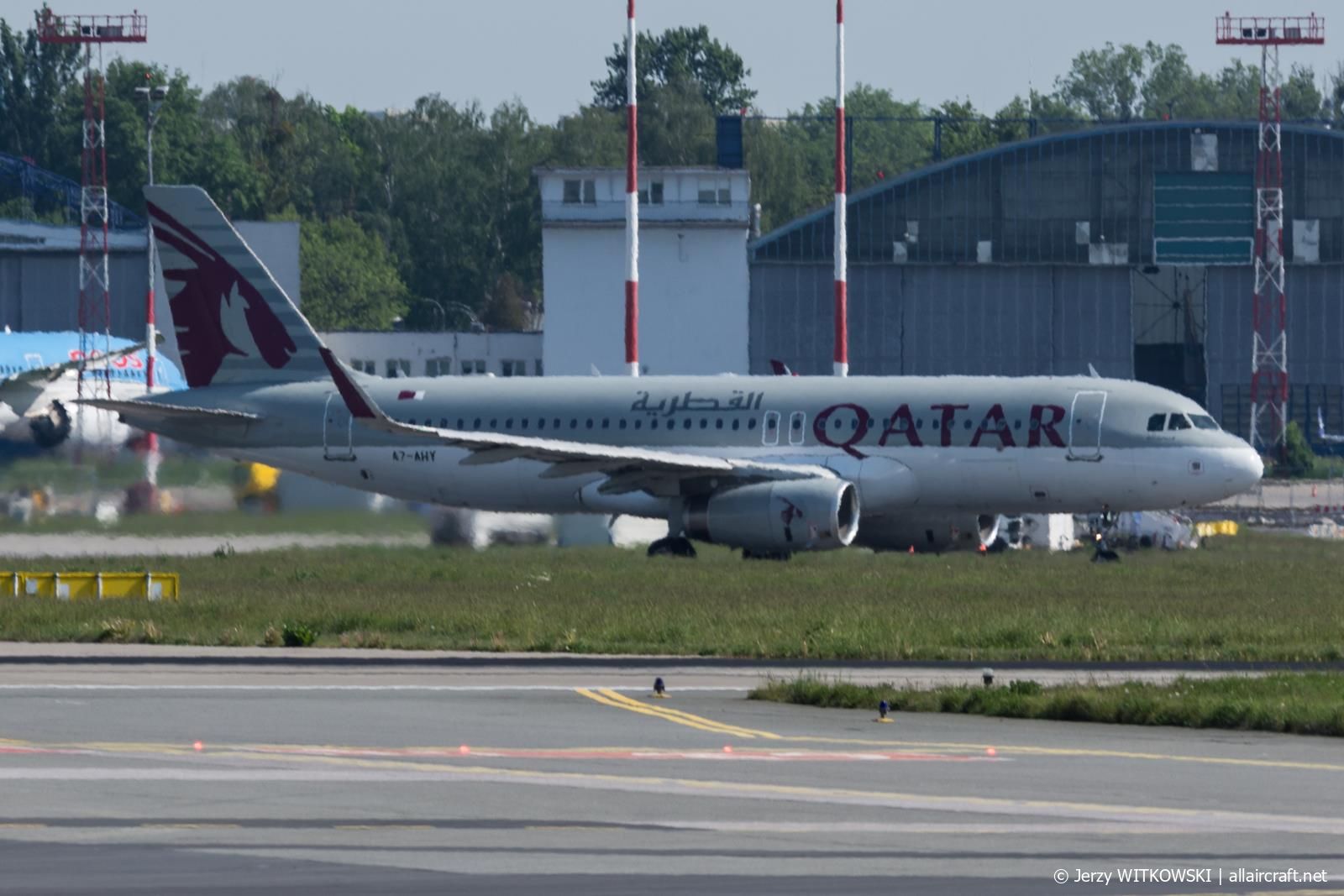 A7-AHY · Airbus A320-232(WL) · (WAW / EPWA)