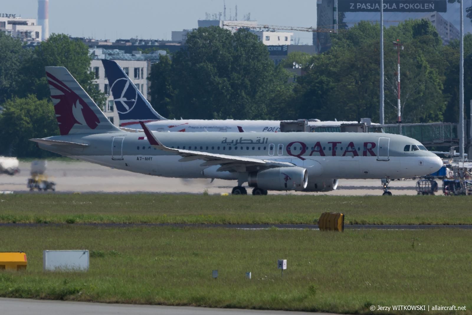 A7-AHY · Airbus A320-232(WL) · (WAW / EPWA)