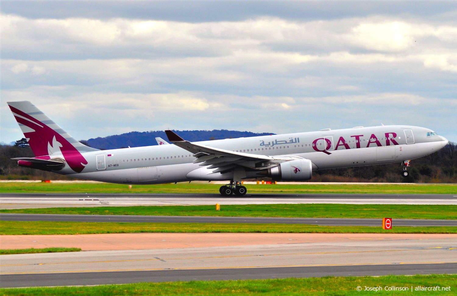 A7-AEO · Airbus A330-302 · (MAN / EGCC)