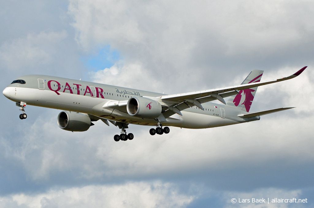 A7-ALM · Airbus A350-941 · (CPH / EKCH)