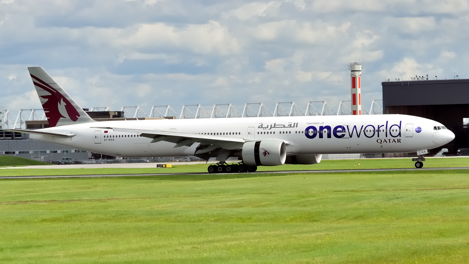 A7-BAA · Boeing 777-3DZ/ER · (YUL / CYUL)