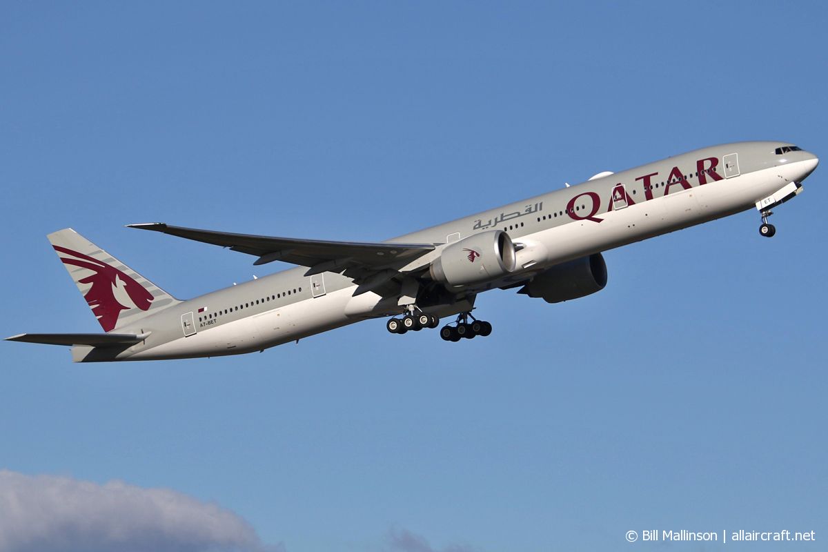 A7-BET · Boeing 777-3DZ/ER · (SYD / YSSY)