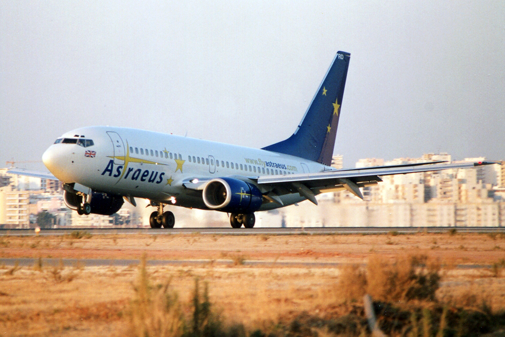 G-STRD · Boeing 737-7BX · (FAO / LPFR)