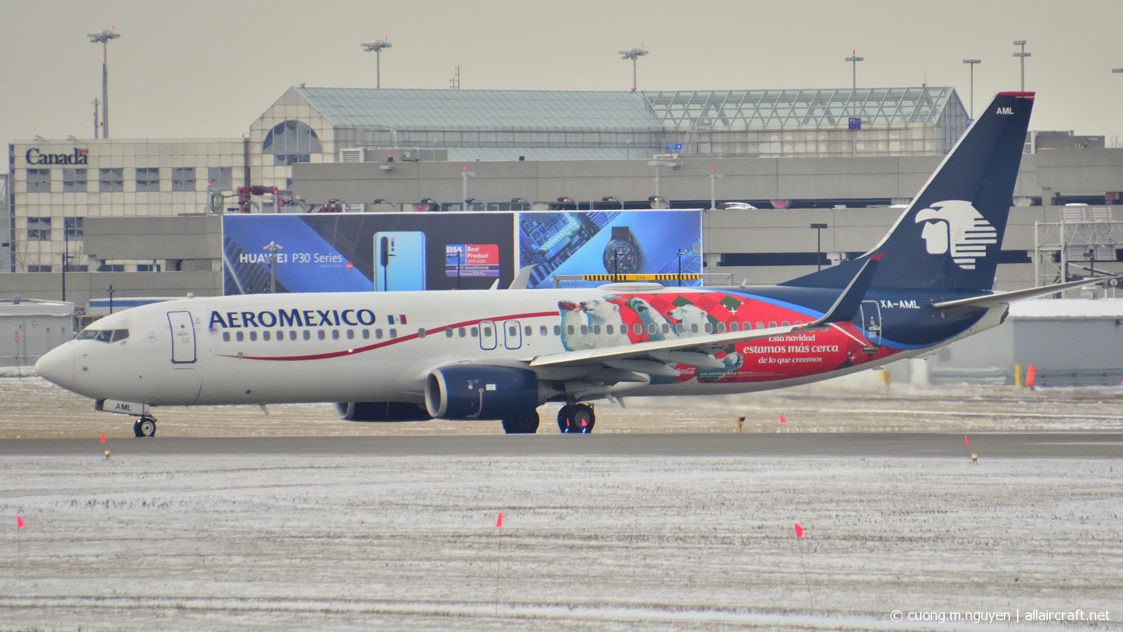 XA-AML · Boeing 737-852(WL) · (YUL / CYUL)