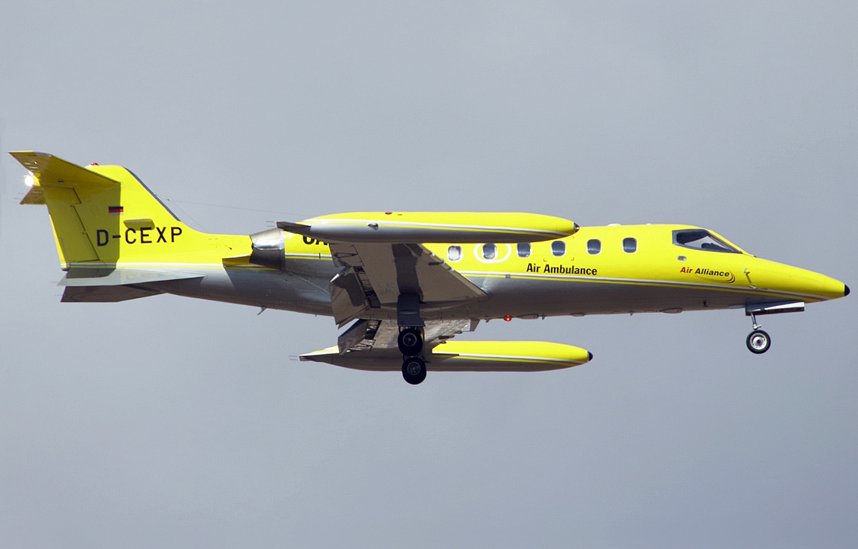 D-CEXP · Gates Learjet 35A · (LPA / GCLP)