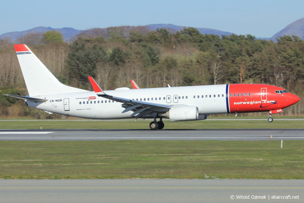 LN-NGR · Boeing 737-8JP(WL) · (SVG / ENZV)