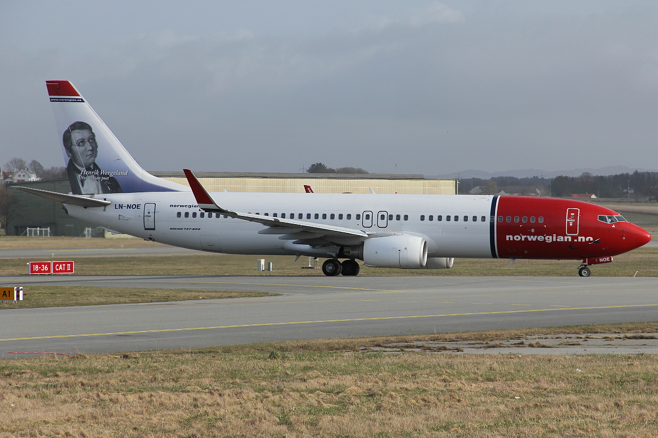 LN-NOE · Boeing 737-8Q8(WL) · (SVG / ENZV)
