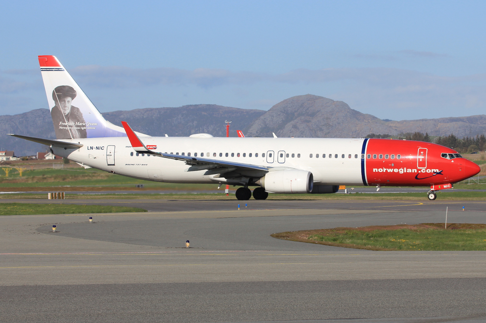LN-NIC · Boeing 737-8JP(WL) · (SVG / ENZV)