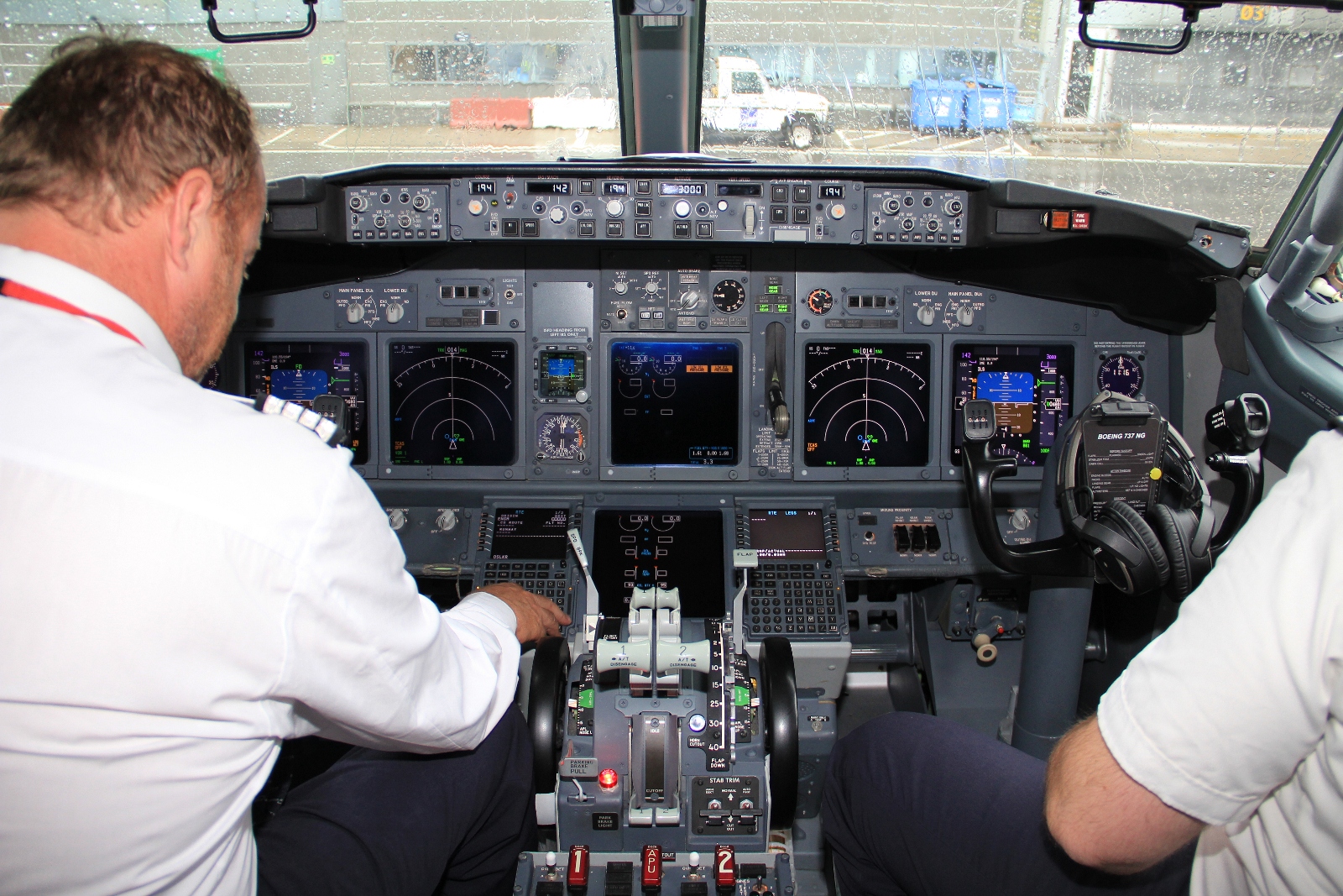 LN-NOY · Boeing 737-8JP · (OSL / ENGM)