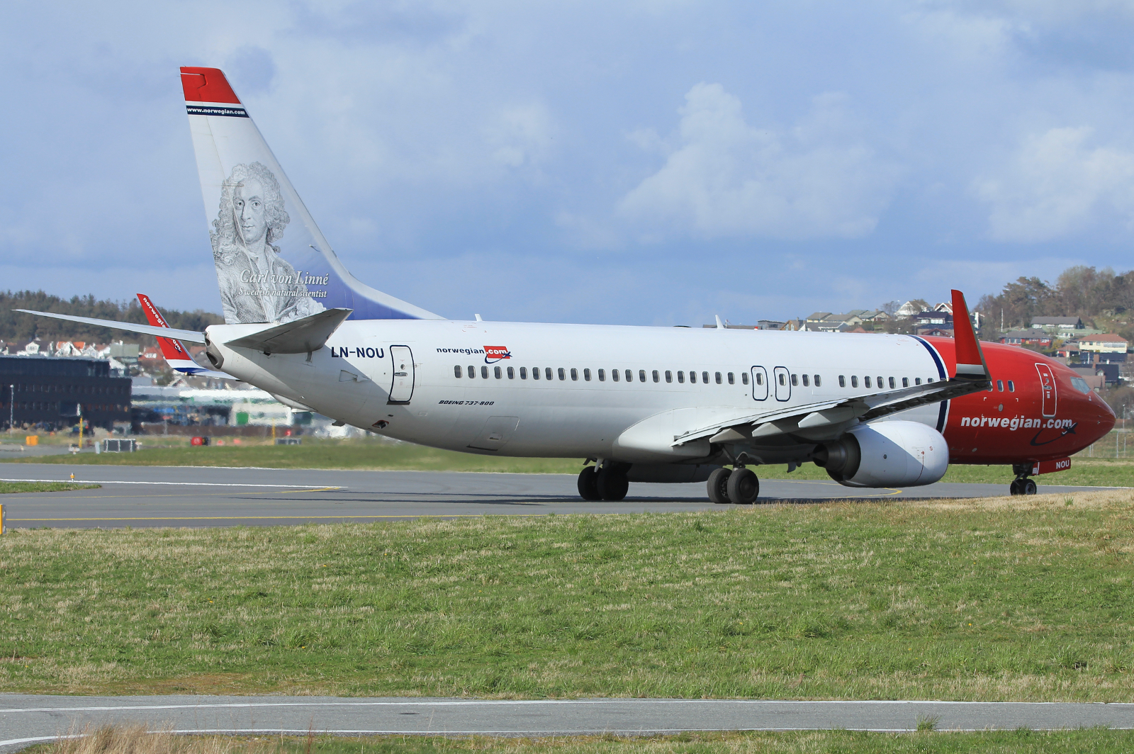 LN-NOU · Boeing 737-8FZ(WL) · (SVG / ENZV)