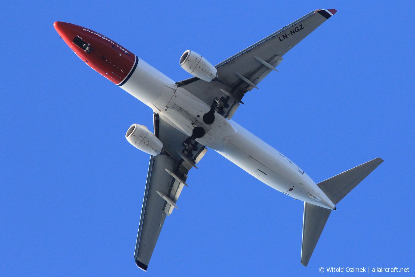 LN-NGZ · Boeing 737-8JP(WL) · (HER / LGIR)
