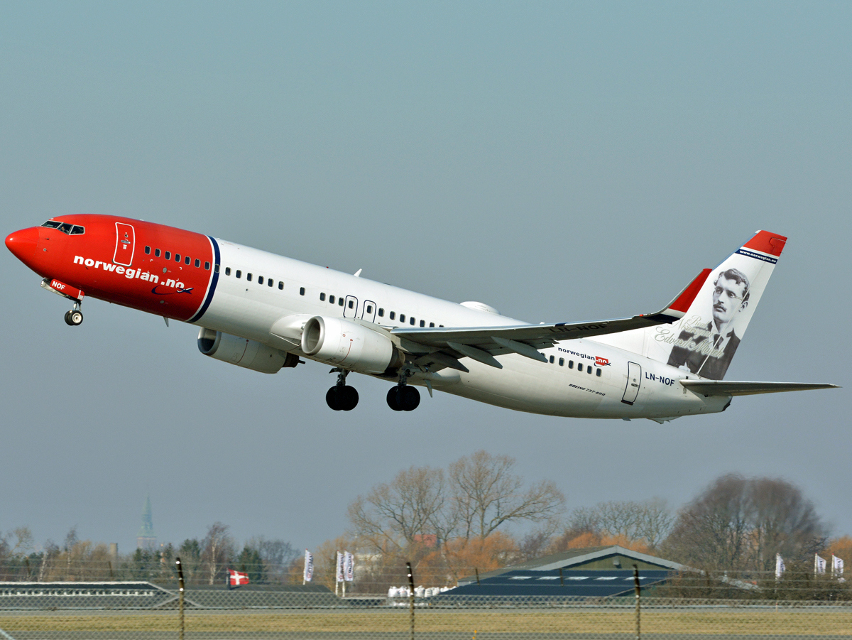 LN-NOF · Boeing 737-86N(WL) · (CPH / EKCH)