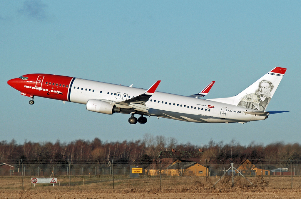 LN-NOG · Boeing 737-86N(WL) · (CPH / EKCH)