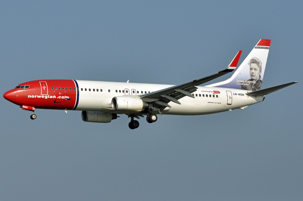 LN-NOH · Boeing 737-86N(WL) · (CPH / EKCH)