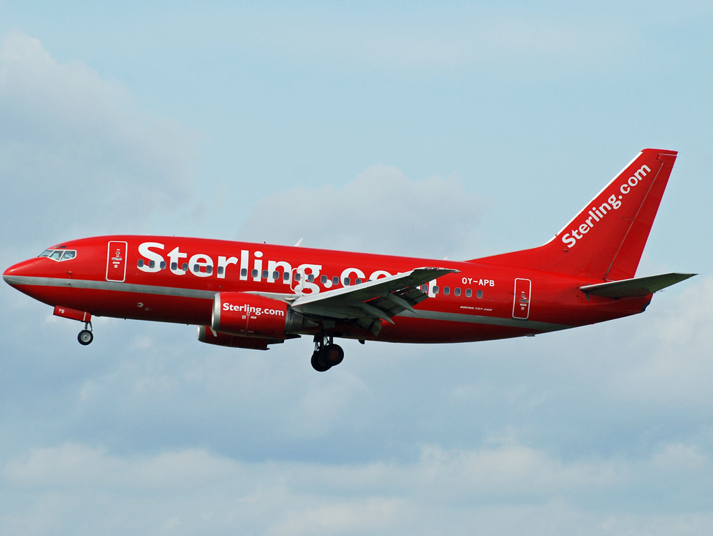 OY-APB · Boeing 737-5L9 · (CPH / EKCH)