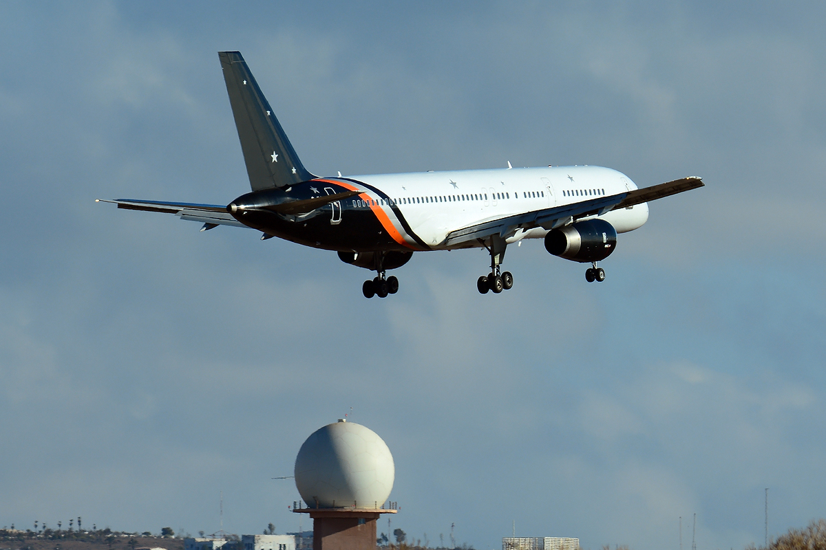G-POWH · Boeing 757-256 · (LPA / GCLP)