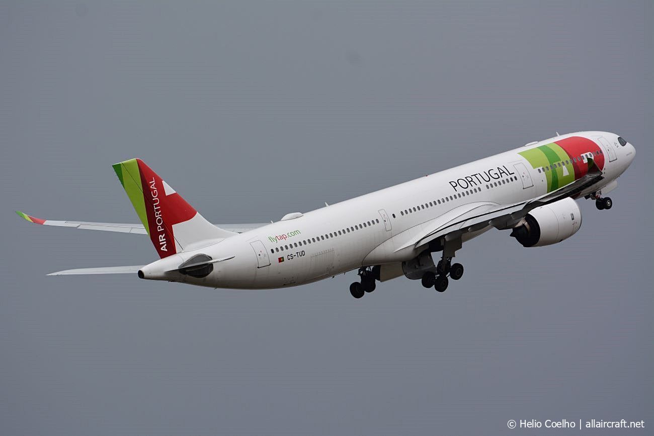 CS-TUD · Airbus A330-941 · (LIS / LPPT)