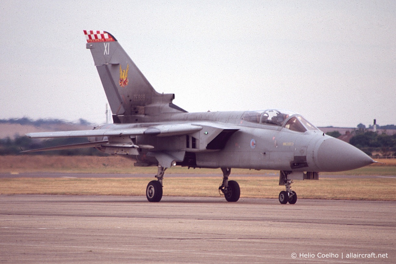 ZE889 · Panavia Tornado F.3 · (EGSU)
