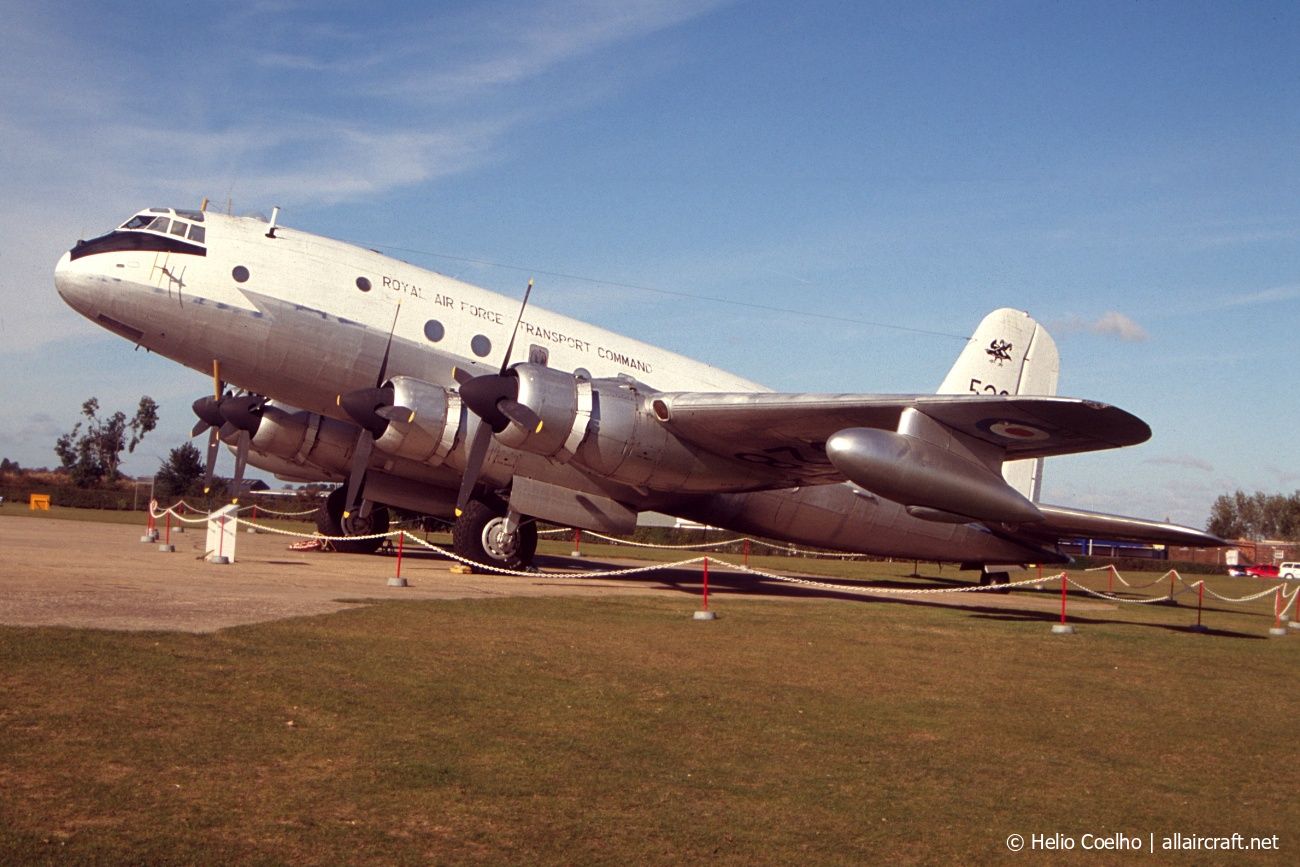 TG528 · Handley Page Hastings C.1A · (EGSU)