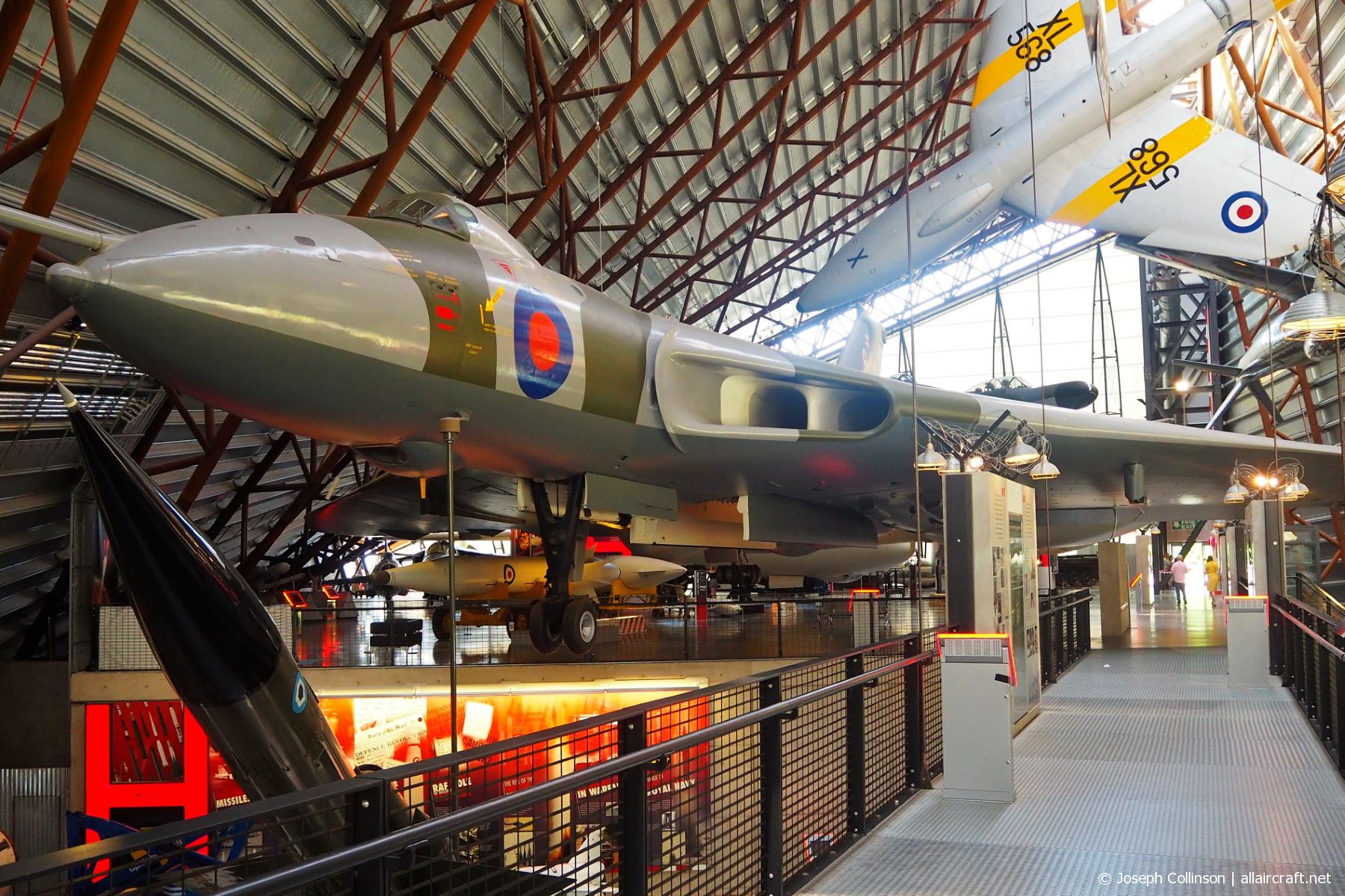 XM598 · Avro Vulcan B.2 · (EGWC)