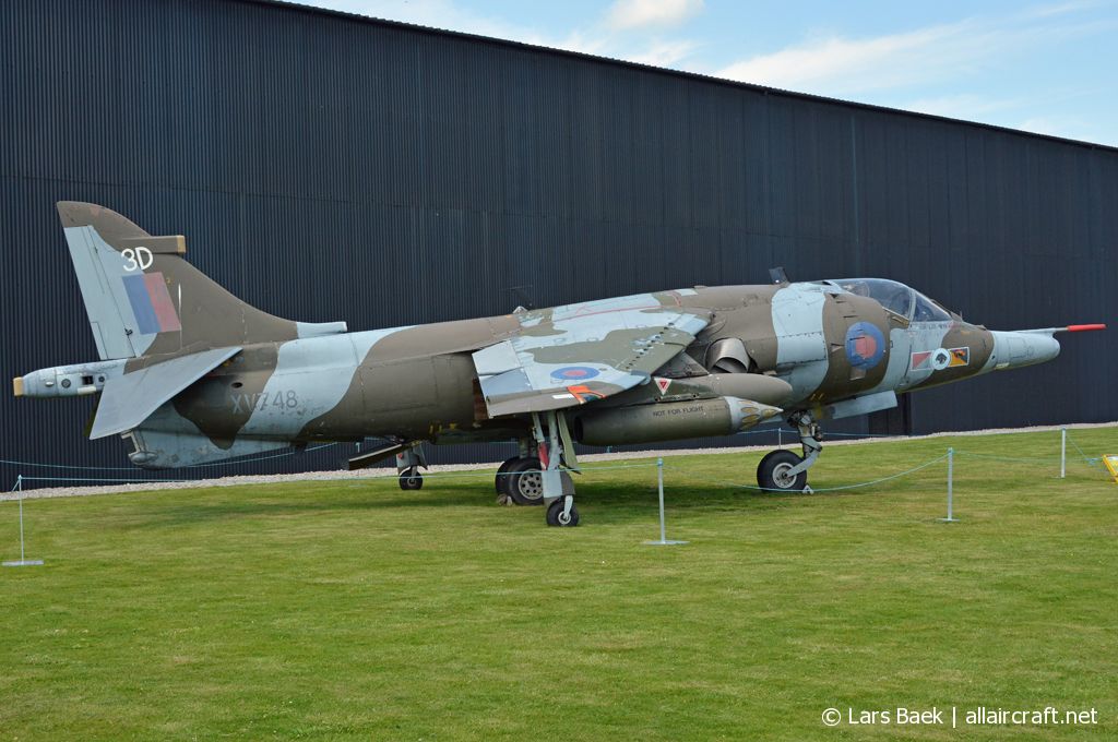 XV748 · Hawker Siddeley Harrier GR3 · (EGYK)
