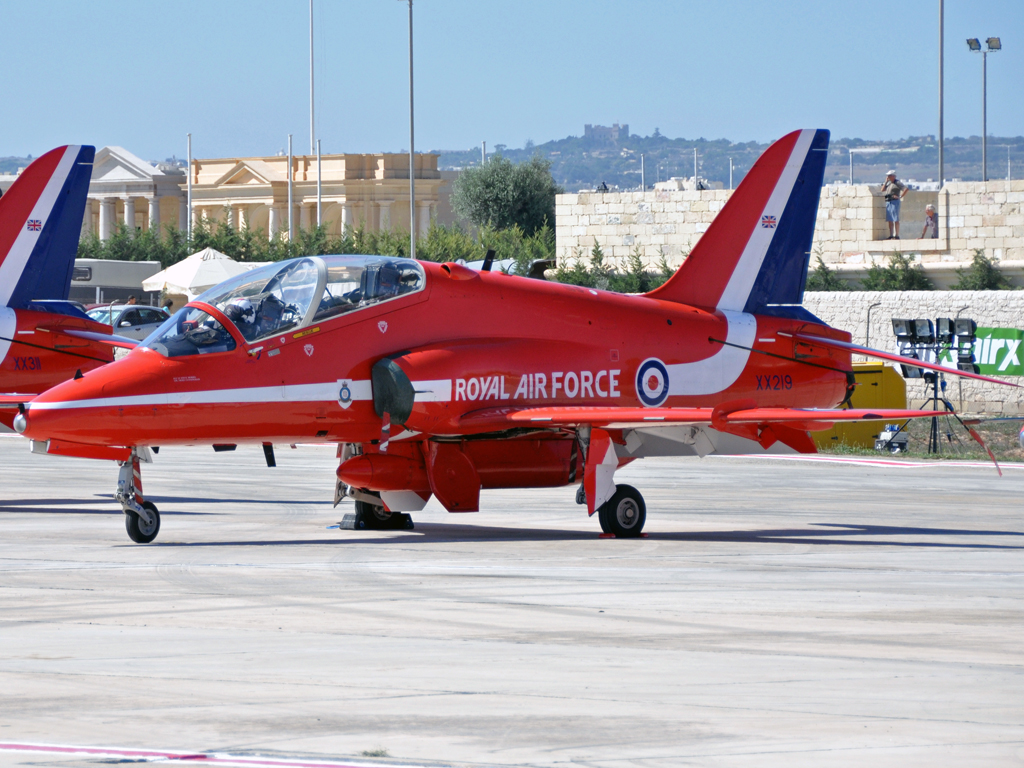 XX219 · Hawker Siddeley Hawk T.1A · (MLA / LMML)