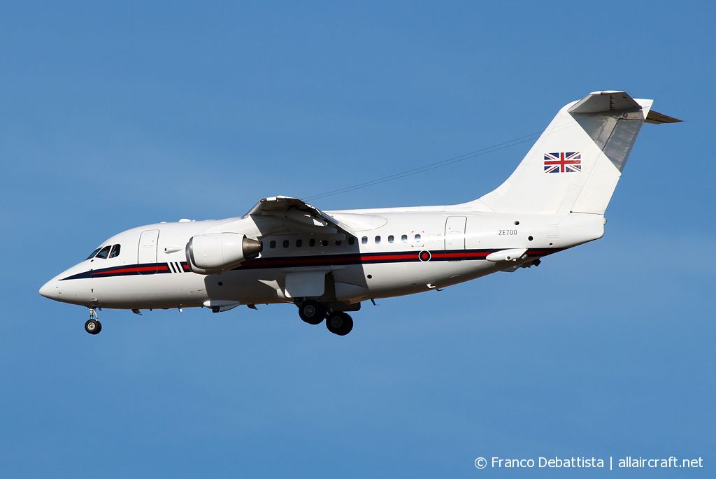 ZE700 · British Aerospace BAe-146 CC2 · (MLA / LMML)