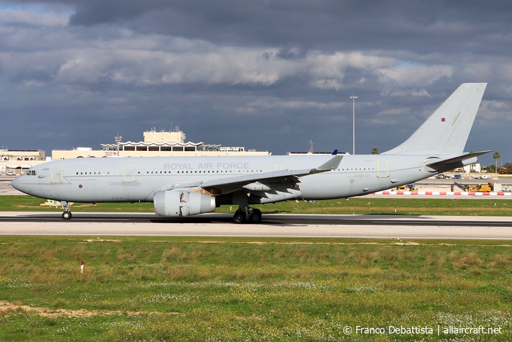 ZZ335 · Airbus Voyager KC2 · (MLA / LMML)