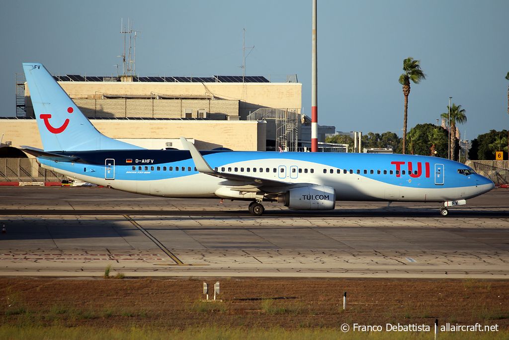 D-AHFV · Boeing 737-8K5(WL) · (MLA / LMML)